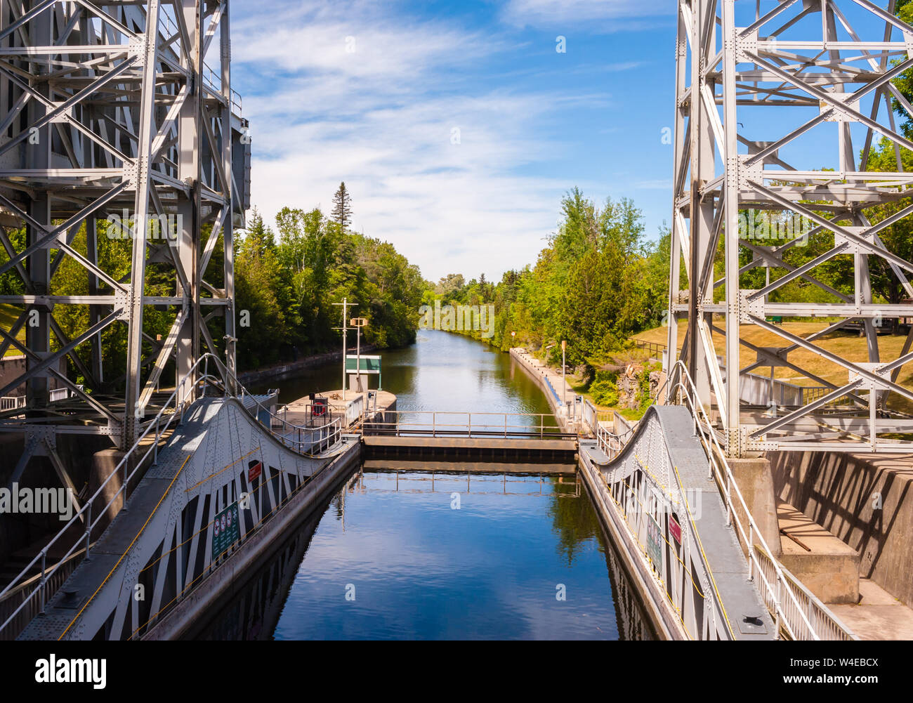 Kirkfield lift lock hires stock photography and images Alamy