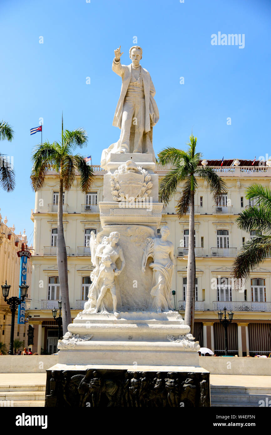 Statue of Jose Marti in the Parque central in la Havana, Cuba Stock Photo