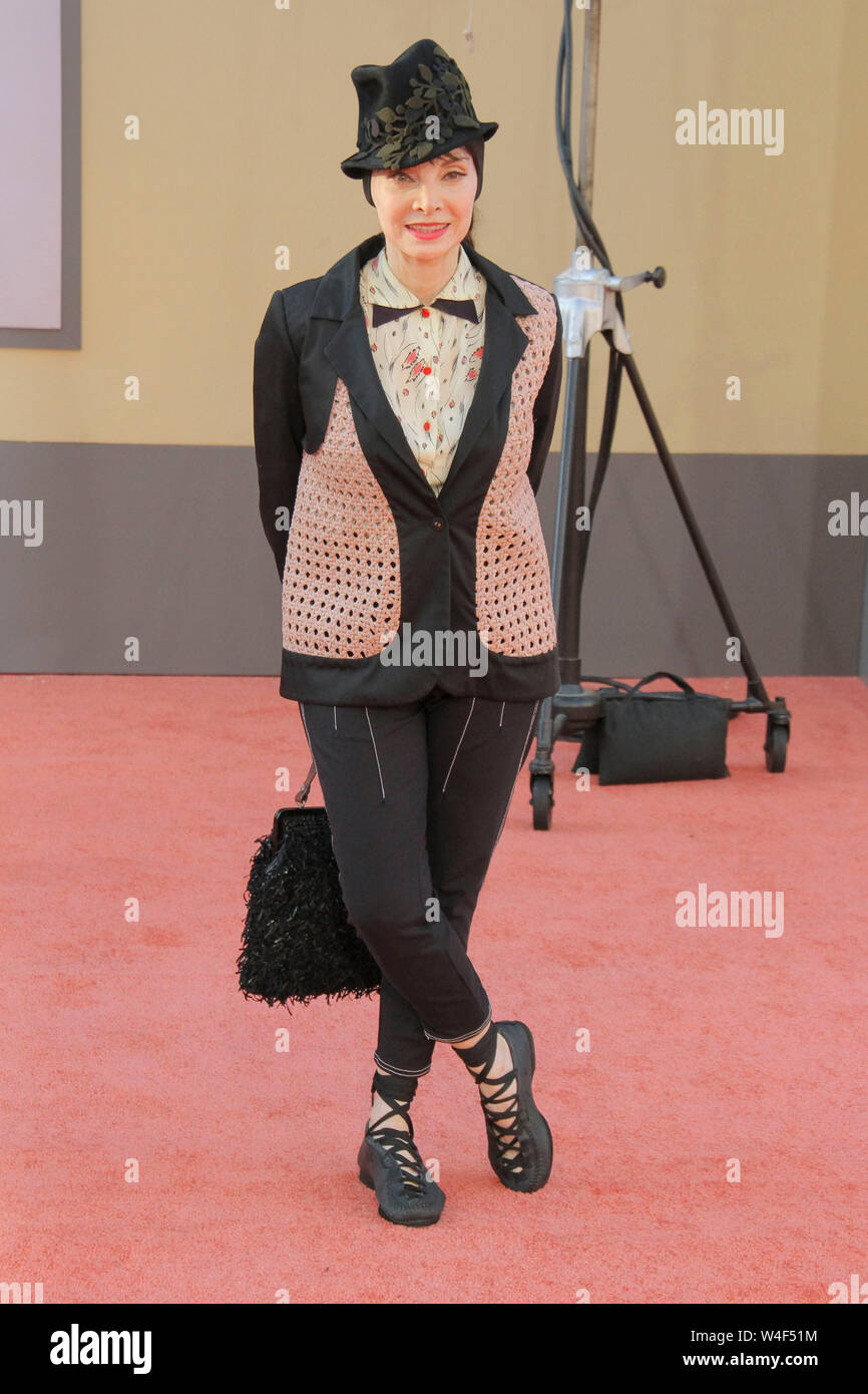 Toni basil hi-res stock photography and images - Alamy
