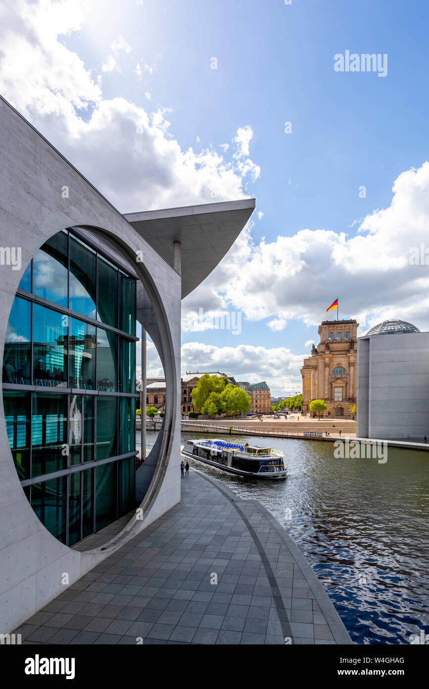 View to Reichstag with Marie-Elisabeth-Lueders-Building in the foreground, Berlin, Germany Stock Photo