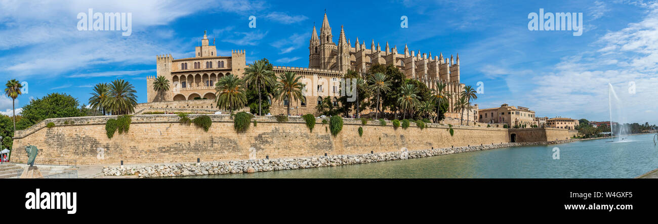 Majorca, Panoramaaufnahme Kathedrale La Seu, Palma de Mallorca, Spanien Stock Photo