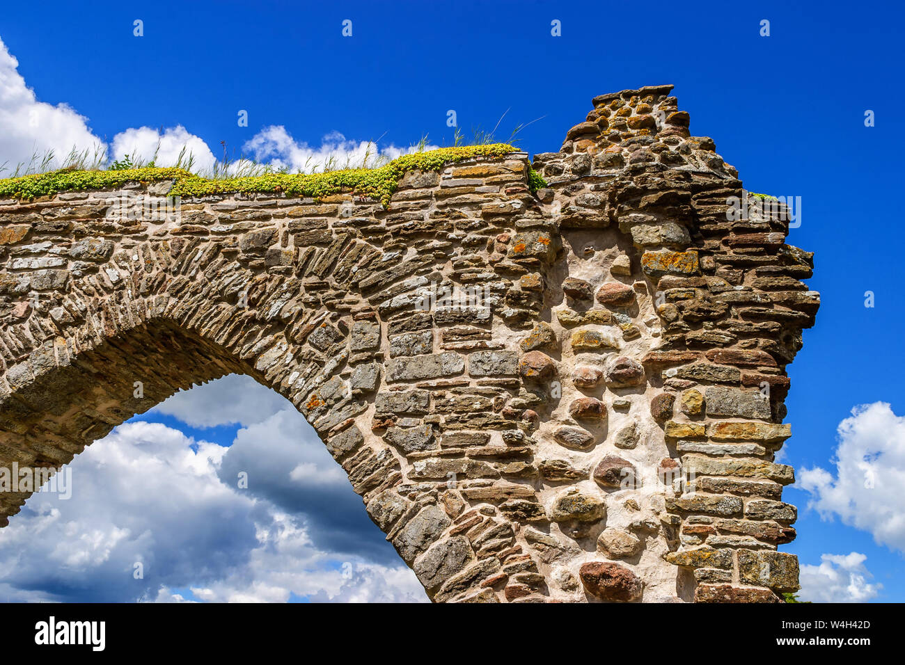 Medieval arches in old hi-res stock photography and images - Alamy