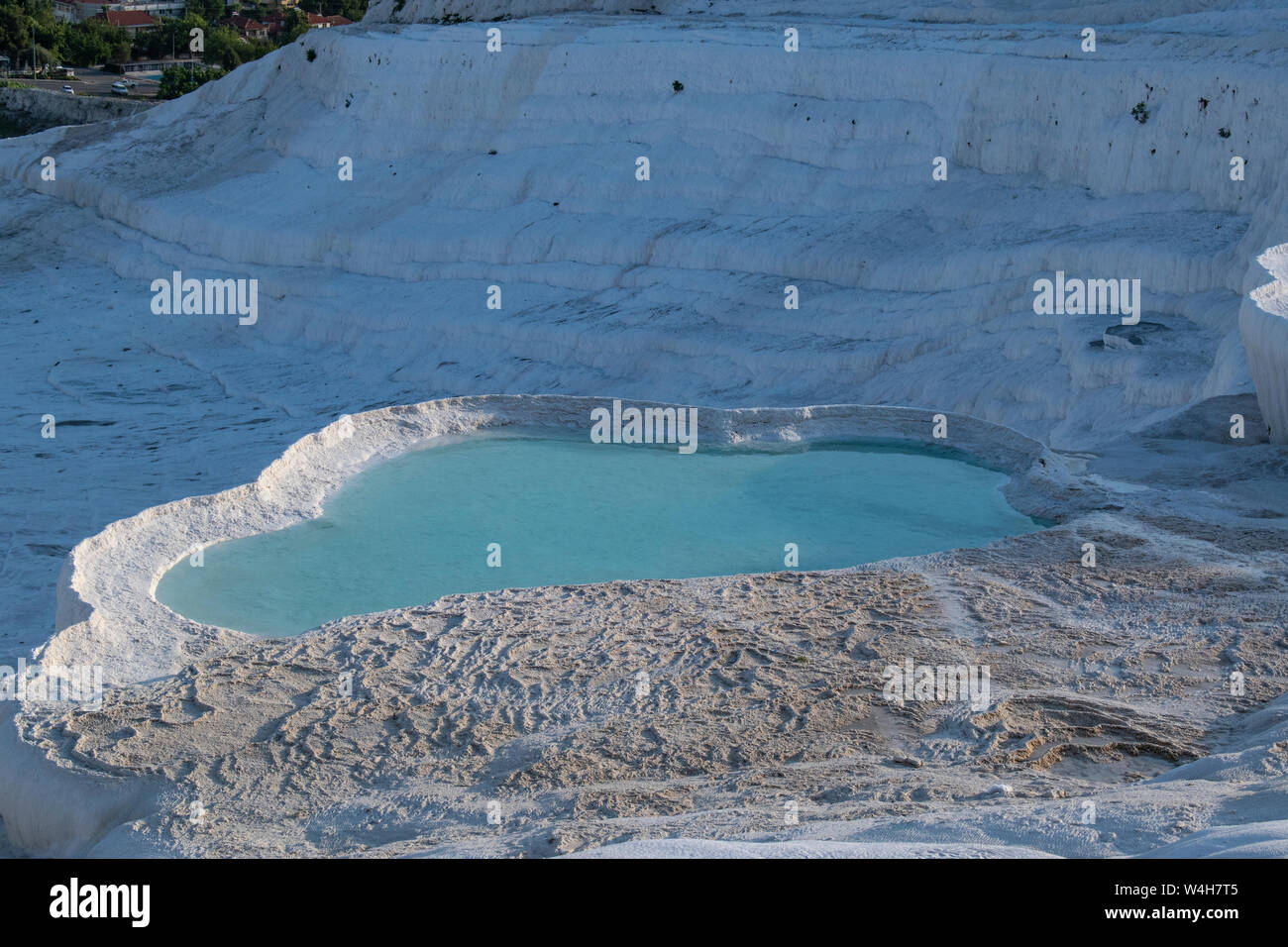 Turkey: details of the calcium pools on travertine terraces at Pamukkale (Cotton Castle), natural site of sedimentary rock deposited by hot springs Stock Photo