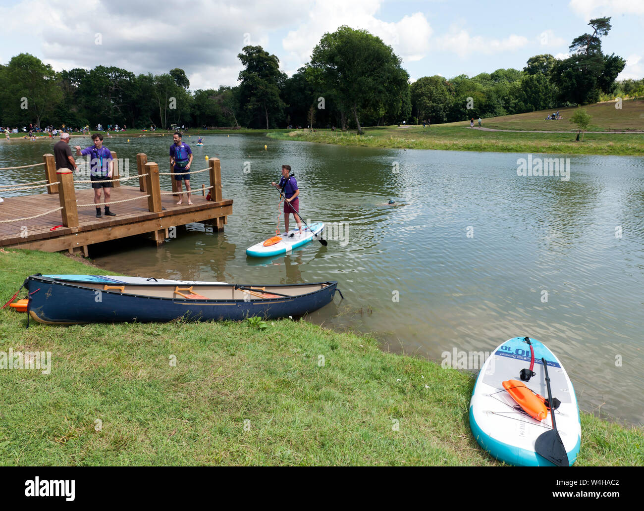 Beckenham place swimming lake hires stock photography and images Alamy