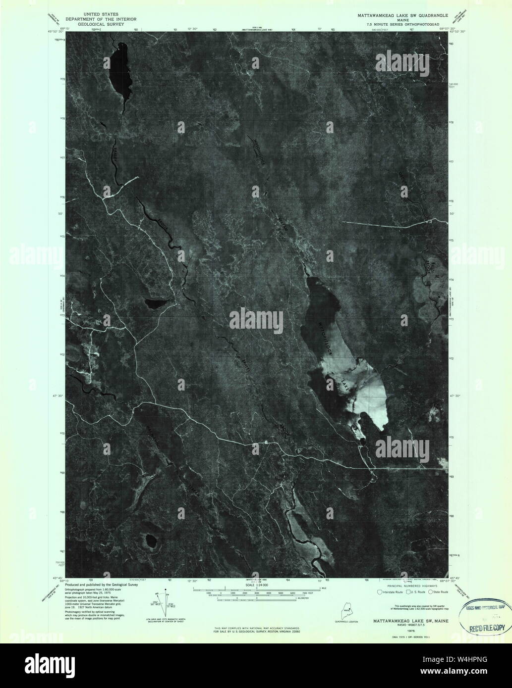 Maine USGS Historical Map Mattawamkeag Lake SW 806896 1975 24000