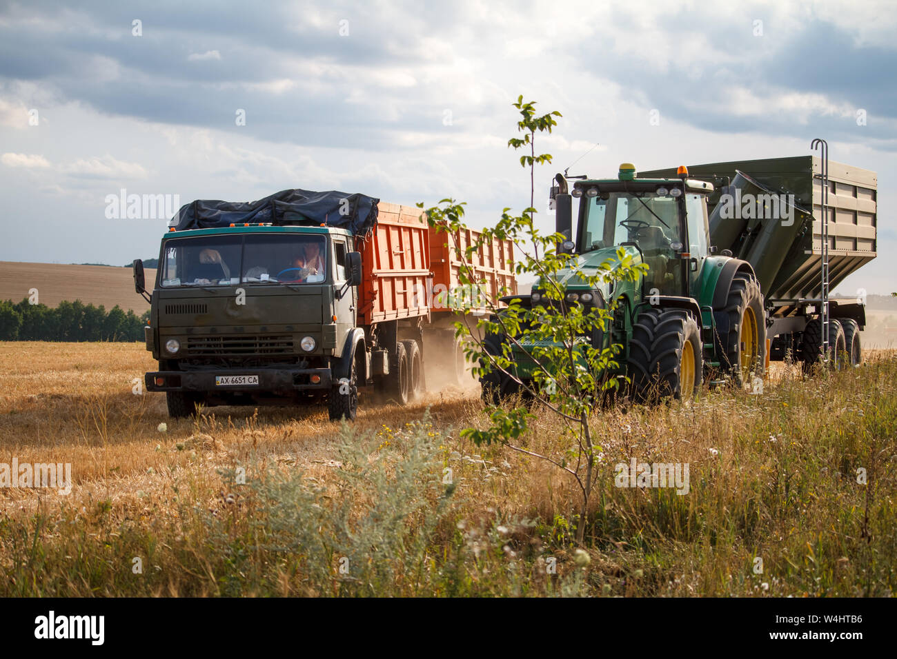 камаз 55111 сельхозник. сельхозтехника камаз. камаз 5320 бортовой сельхозник самосвал. сельхозтехника камаз. камаз 2019 сельхозник.
