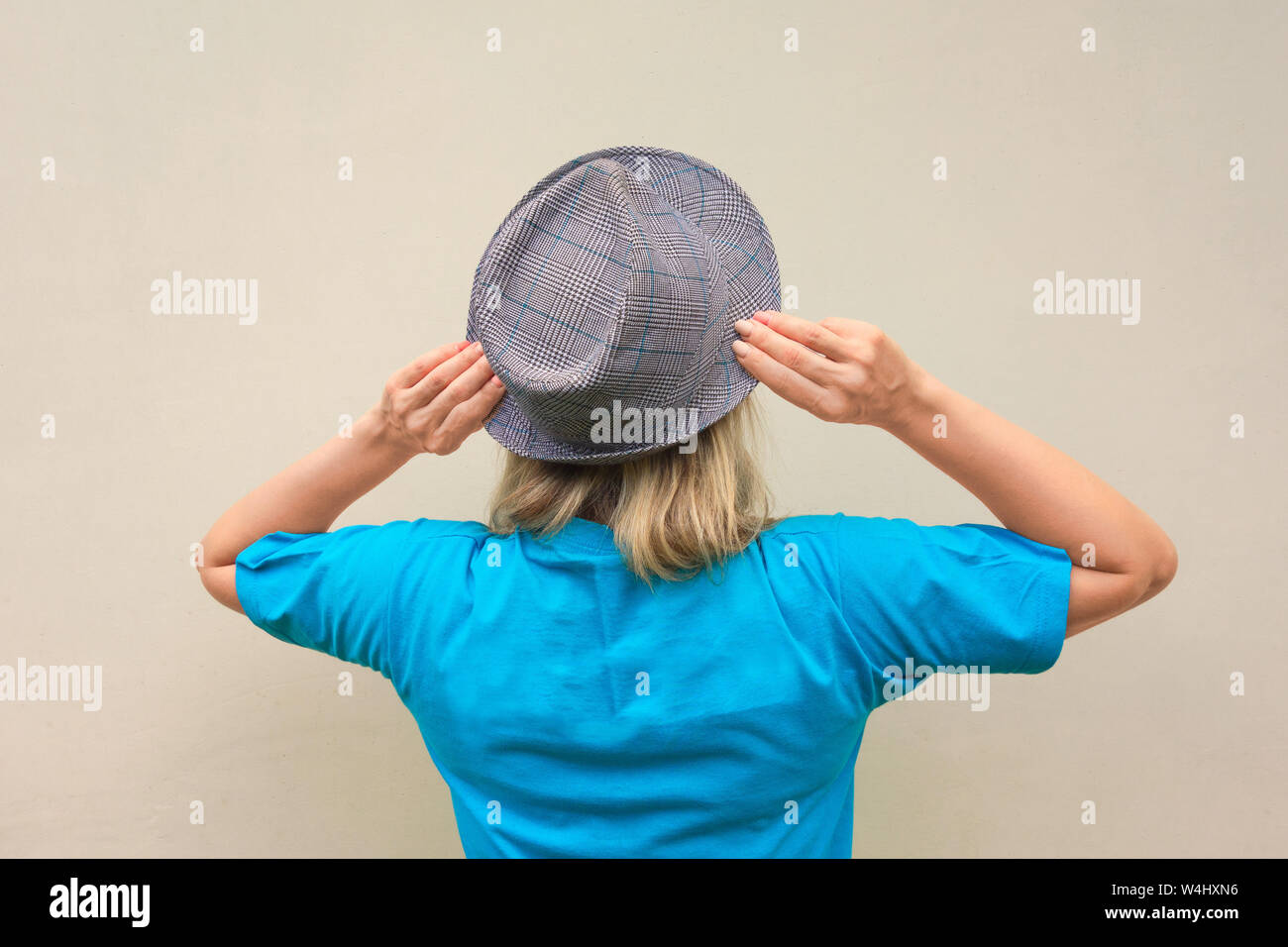 hats with flaps on the back