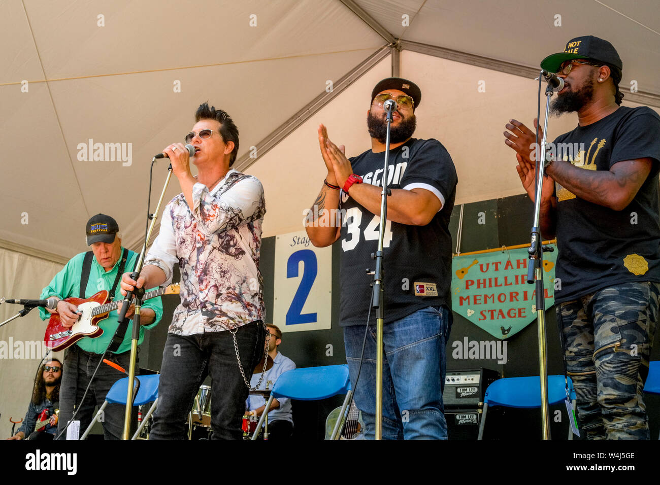 Mike Farris, The Hamiltones,  Vancouver Folk Music Festival, Vancouver, British Columbia, Canada Stock Photo
