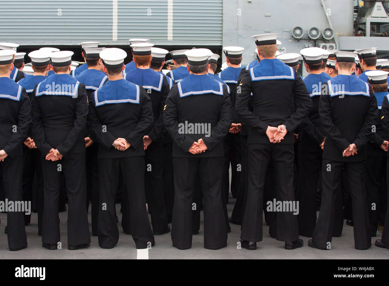 Sailors in uniform hires stock photography and images Alamy