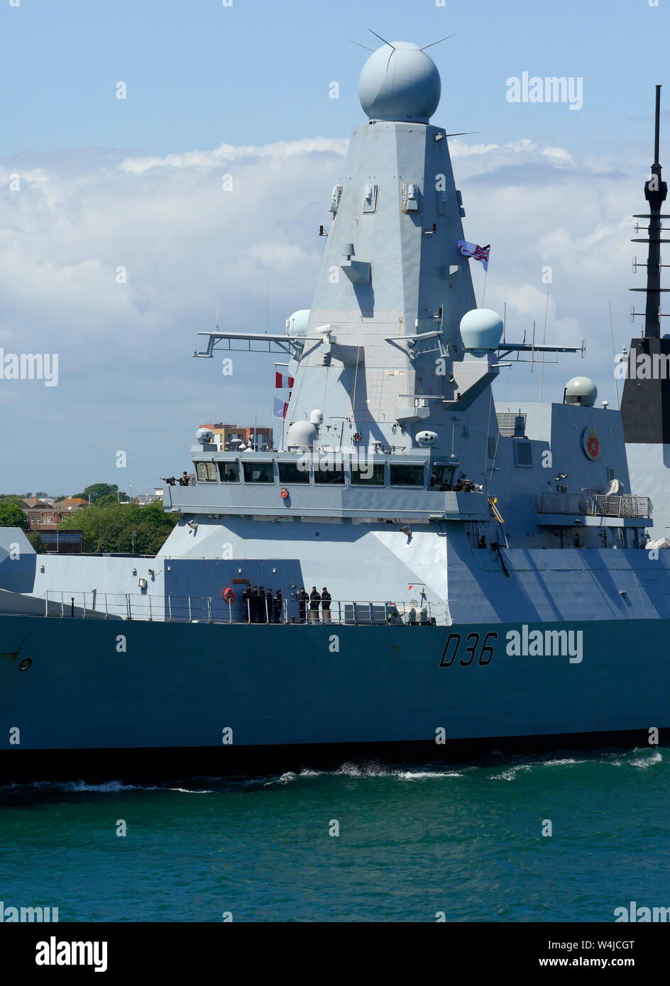 AJAXNETPHOTO. 3RD JUNE, 2019. PORTSMOUTH, ENGLAND. - DESTROYER DEPARTS - TYPE 45 DESTROYER HMS DEFENDER LEAVING HARBOUR AHEAD OF THE 75TH D-DAY ANNIVERSARY MILLIN-MONTGOMERY EX COASTAL FORCES SMALL CRAFT FLOTILLA BOUND FOR NORMANDY, NORTHERN FRANCE. PHOTO:JONATHAN EASTLAND/AJAX REF:GX8_190306_309 Stock Photo