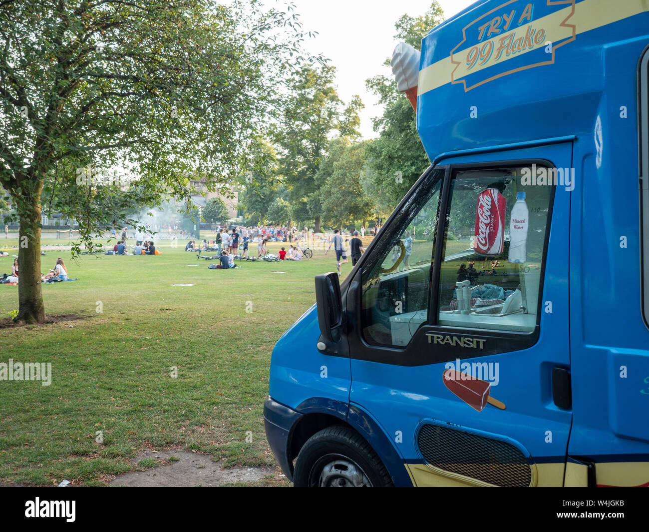 UK weather, an ice cream van on Jesus Green, Cambridge, England, UK Stock Photo