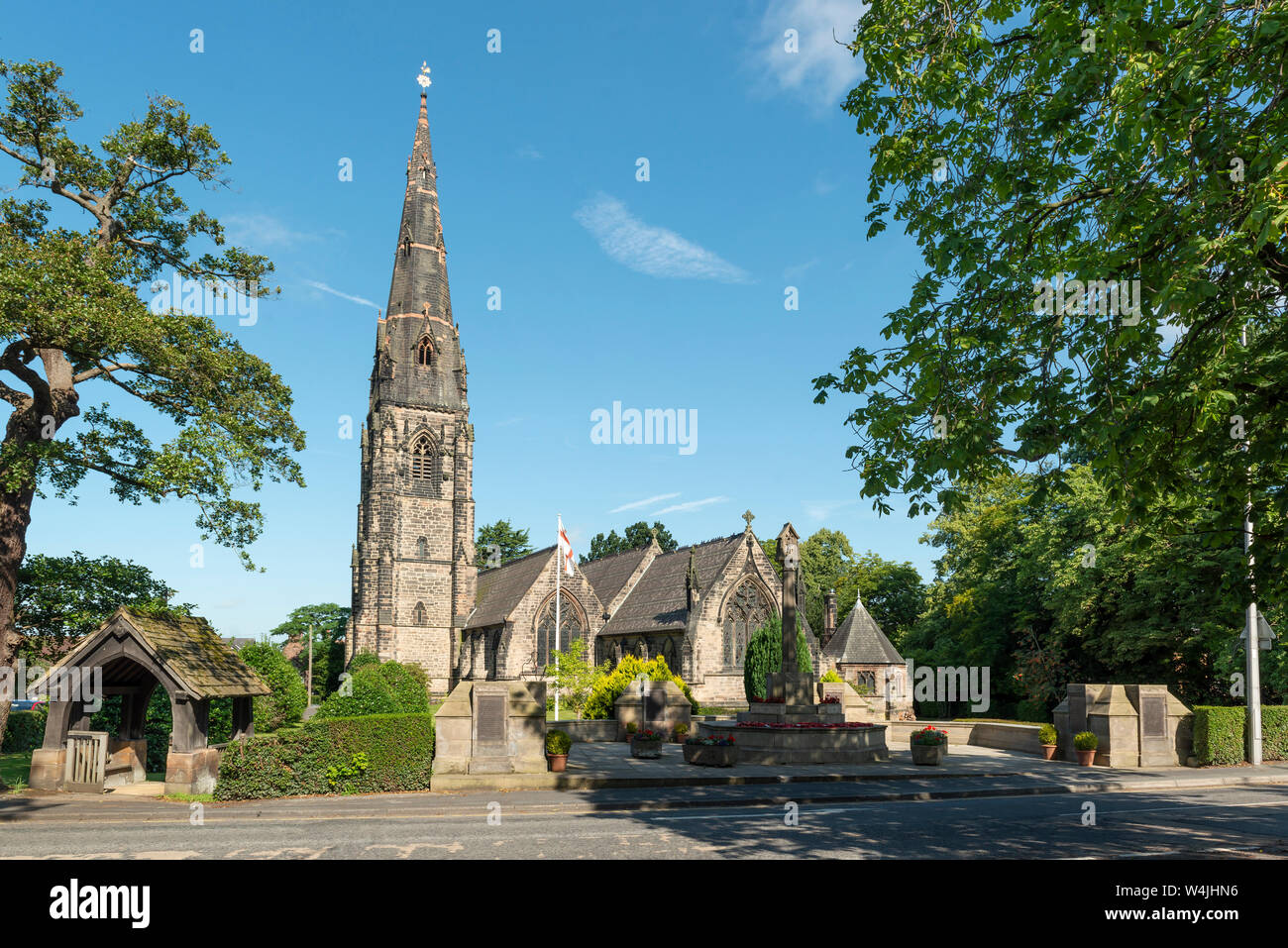 The Parish Church of St Philip and St James on Ryleys Lane in the small town of Alderley Edge in Cheshire, UK. Stock Photo