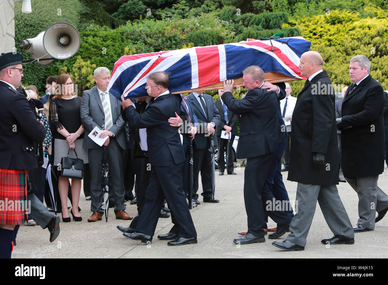 The coffin of Willie Frazer is carried into the Five Mile Hill Full Gospel Fellowship Church on the Maytown Road, County Armagh, Monday July 1st, 2019. (Photo by Paul McErlane for the Belfast Telegraph) Stock Photo