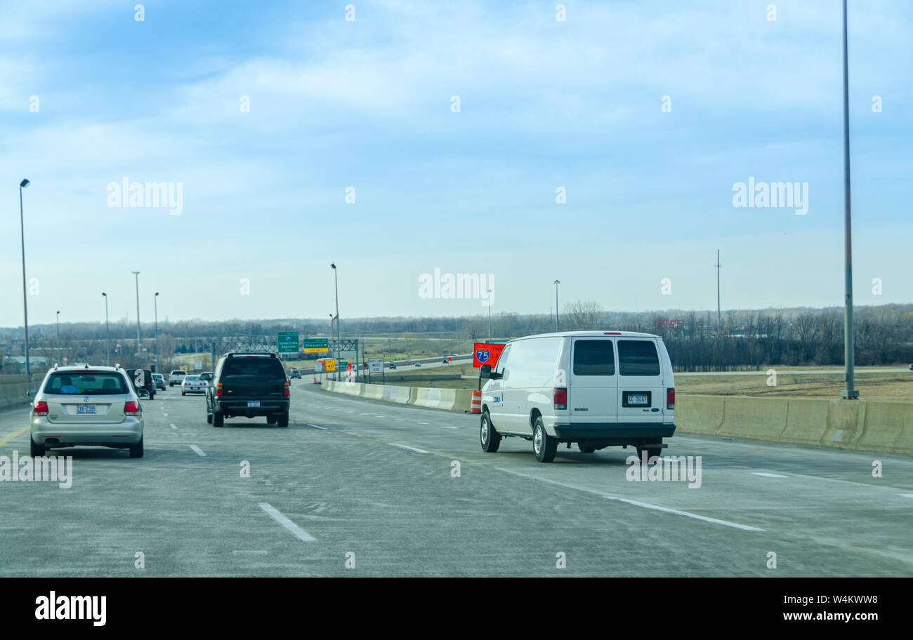 Highway traffic on I-75 near Saginaw, Michigan, USA. Stock Photo
