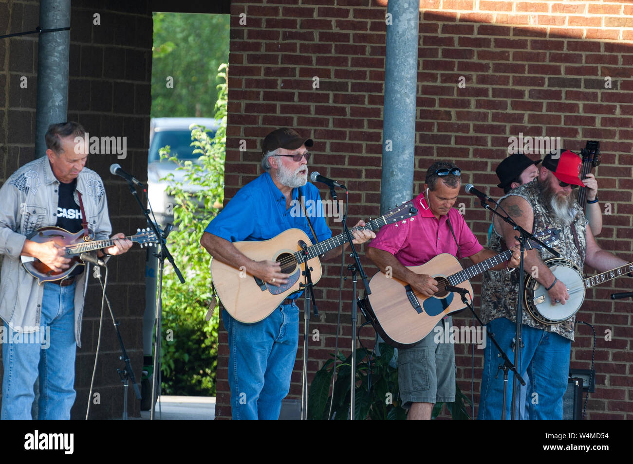 Kentucky bluegrass festival hires stock photography and images Alamy