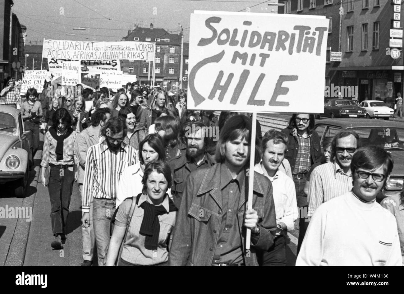 The peace march '73 of the peace movement on 15.9.1973 in Dortmund had, besides the demand for the end of all nuclear weapons, solidarity with Chile.| | usage worldwide Stock Photo