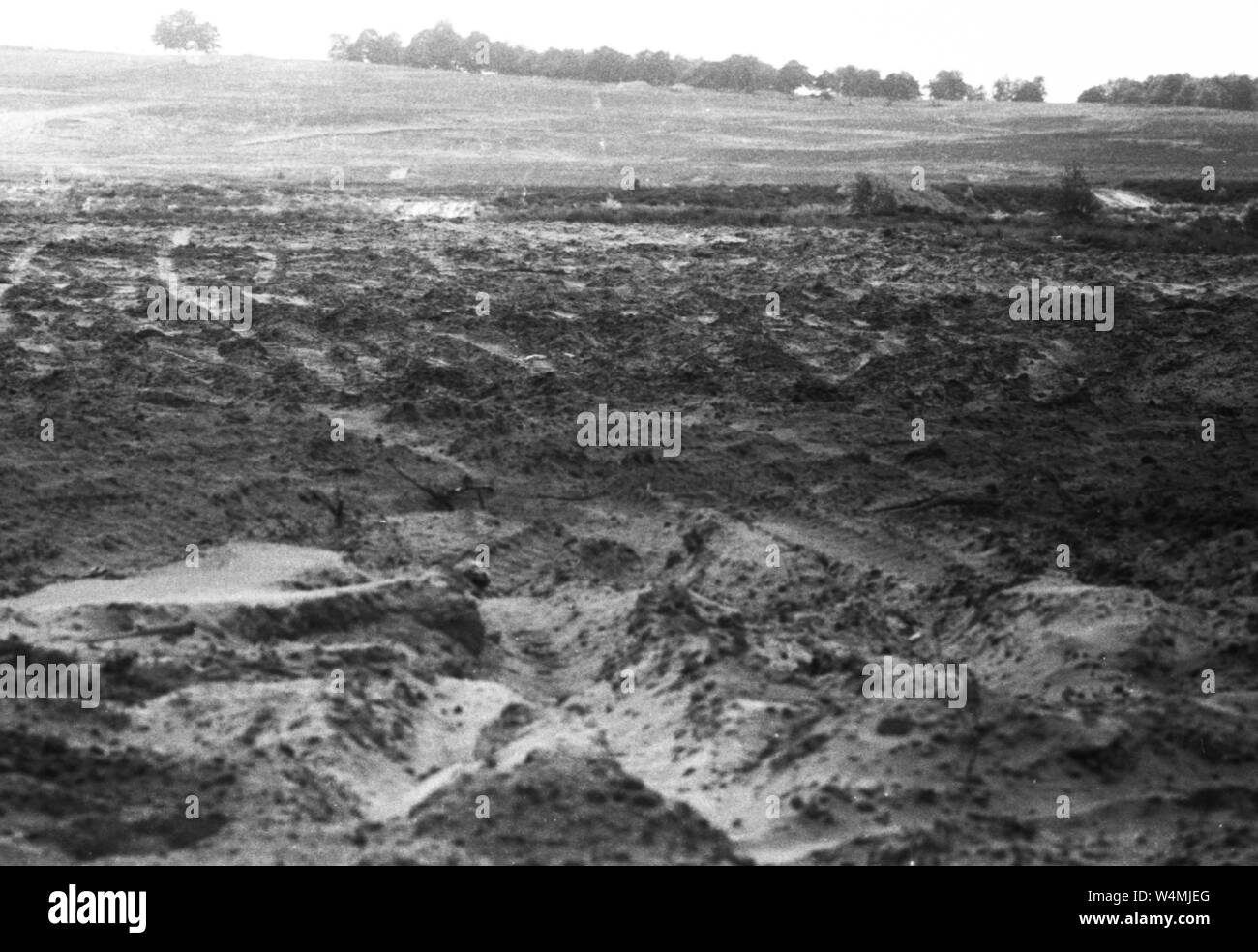 Large parts of the Lueneburger Heide were damaged by the manoeuvres of NATO - here by the British Army on 5.6.1973 at Bergen-Hohne. | usage worldwide Stock Photo