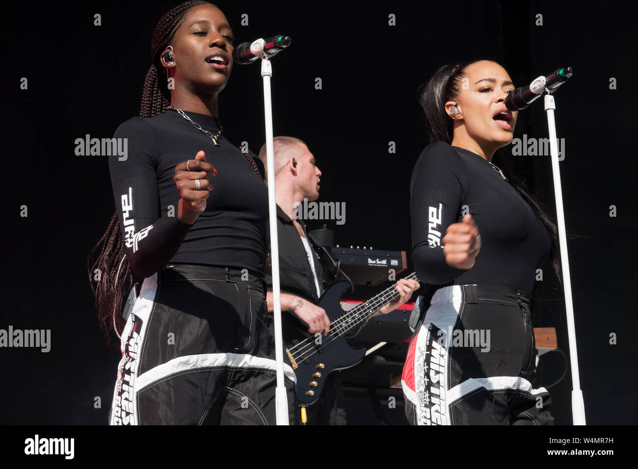 Ella Eyre backing singers performing on stage at the 2019 Liverpool International Music Festival (LIMF). Stock Photo