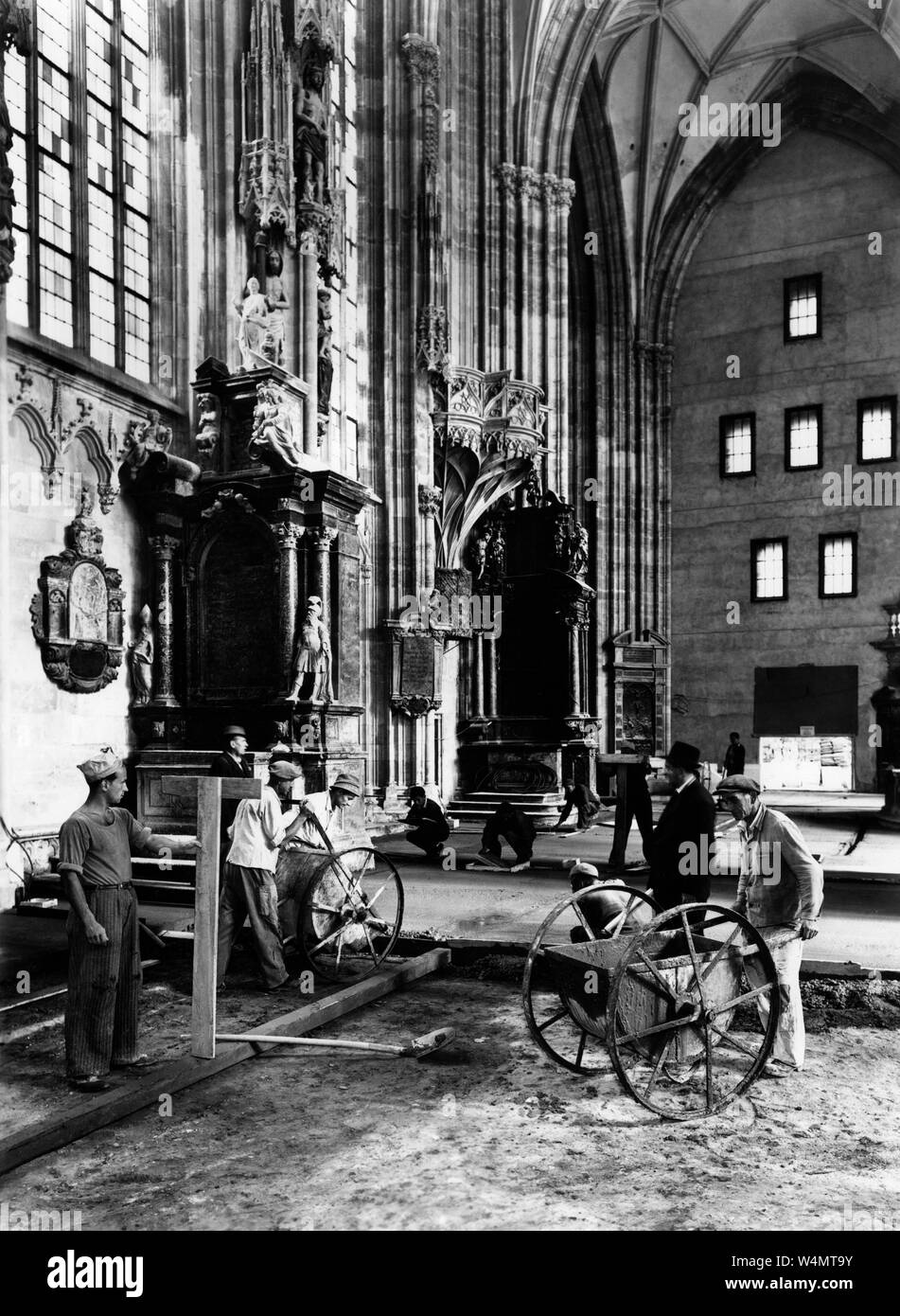 Vienna stephens cathedral stephansdom Black and White Stock Photos