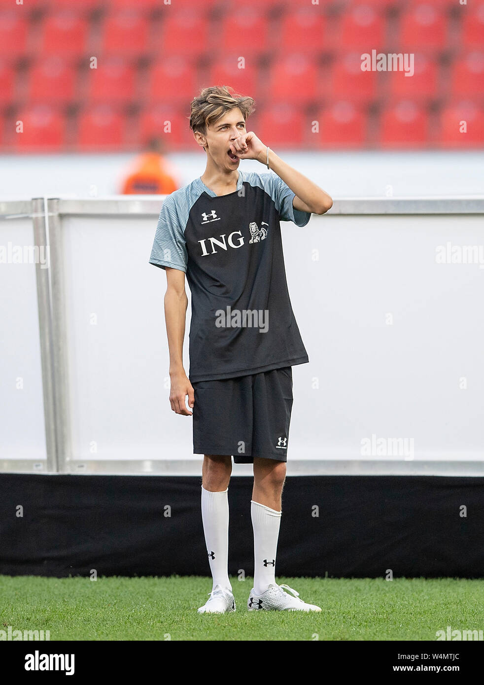 Leverkusen, Deutschland. 21st July, 2019. Lukas RIEGER is Muede, battles, Champions for Charity, the charity football game in honor of Michael Schumacher, Team Nowitzki All Stars (Team N) - Team Schumacher and Friends (Team S) on 21.07.2019 in Leverkusen/Germany. | Usage worldwide Credit: dpa/Alamy Live News Stock Photo