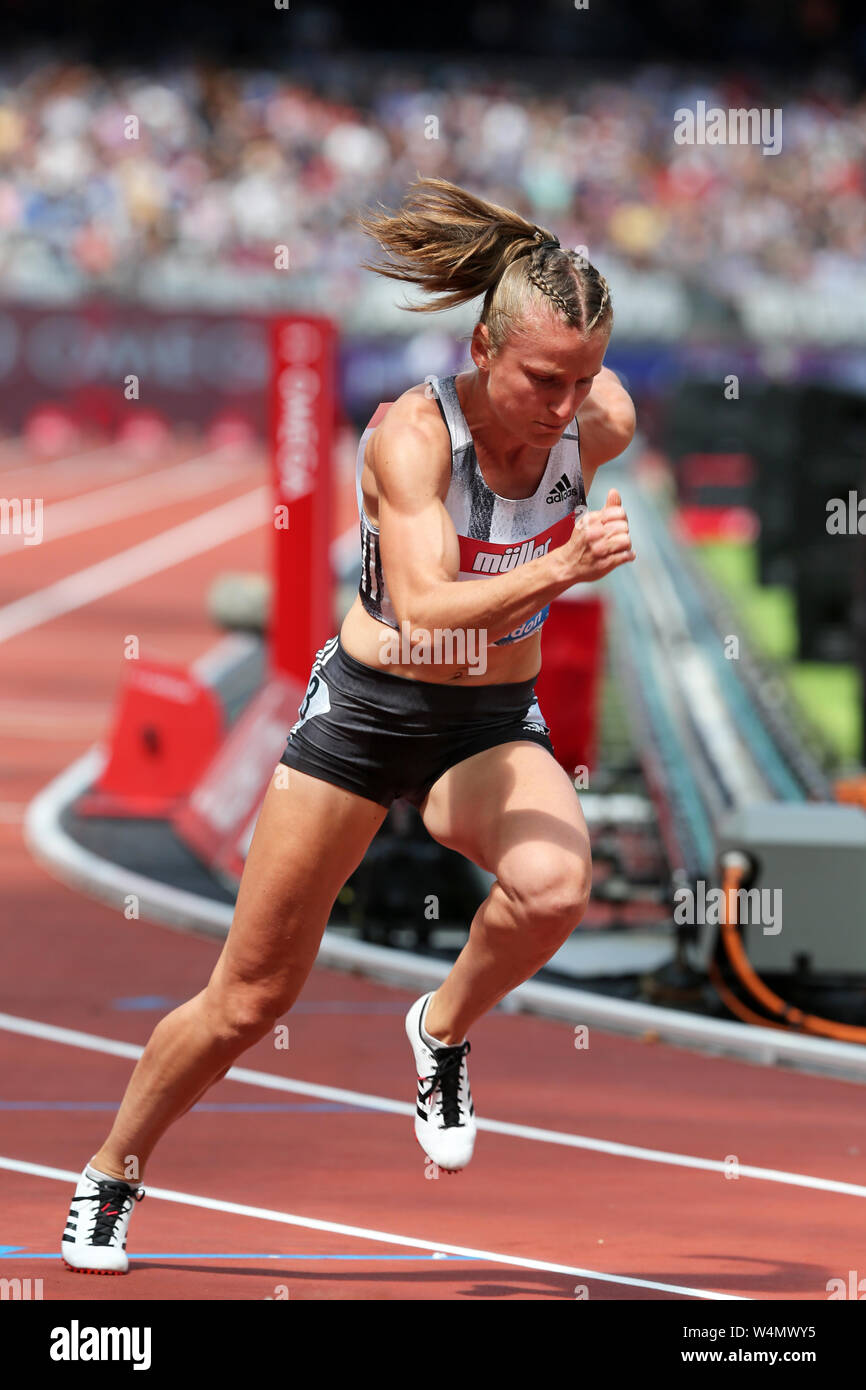 Amandine BROSSIER (France) out of the starting blocks in the Women's 400m Final at the 2019, IAAF Diamond League, Anniversary Games, Queen Elizabeth Olympic Park, Stratford, London, UK. Stock Photo