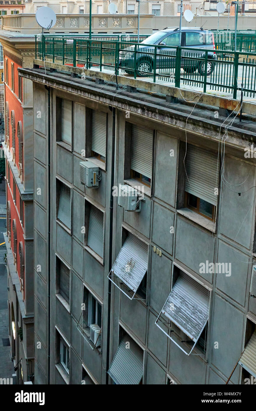 Gallery Detail: Unusual Rooftop Hi Res Stock Photography And Images