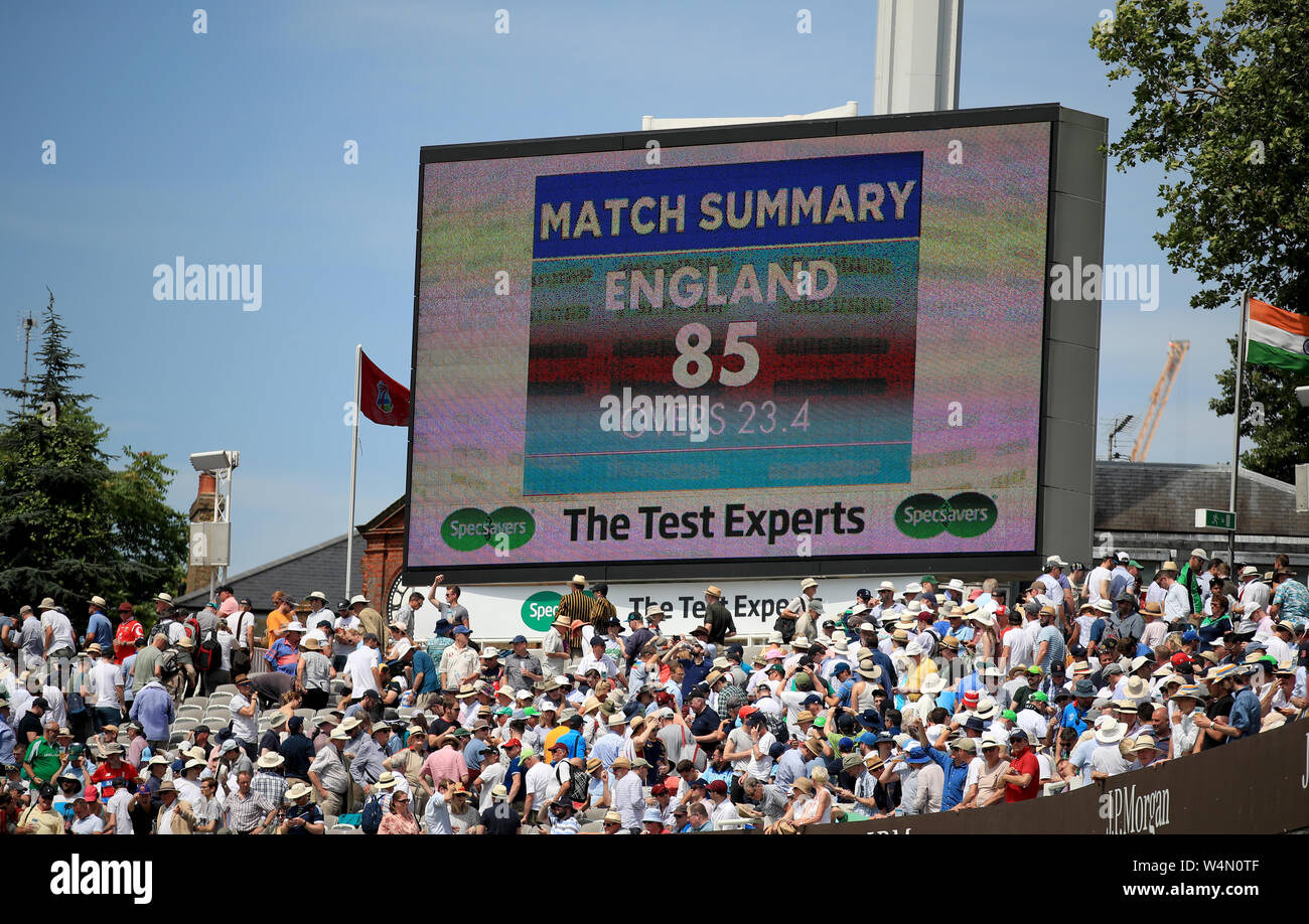 General View of Englands score on the scoreboard during day one of the Specsavers Test Series match at Lord's, London. Stock Photo