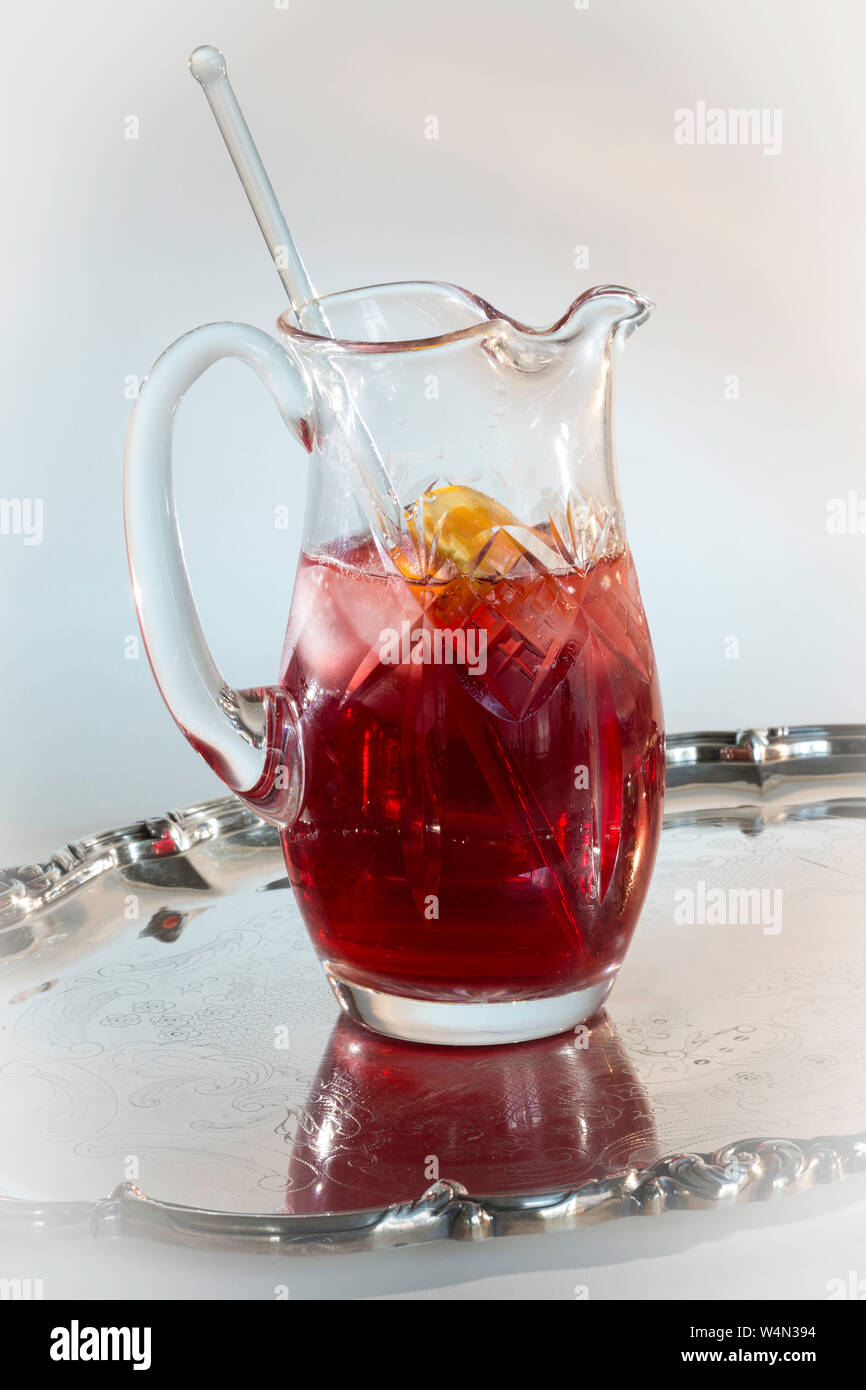 https://c8.alamy.com/comp/W4N394/refreshing-summer-drink-in-glass-crystal-pitcher-on-a-silver-tray-W4N394.jpg