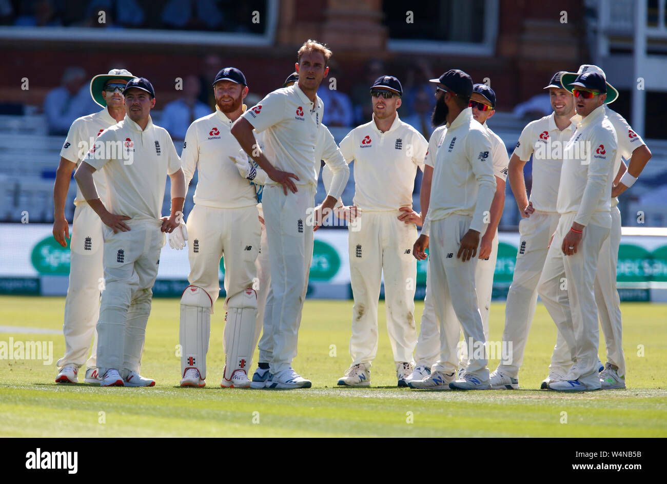 London, UK. 24th July, 2019. LONDON, ENGLAND. JULY 24: Stuart Broad of England and Team mates waiting for the decision on LBW on Paul Stirling of Ireland during International Test Match Series Day One between England and Ireland at the Lord's Cricket Ground on July 24, 2019 in London, England. Credit: Action Foto Sport/Alamy Live News Stock Photo