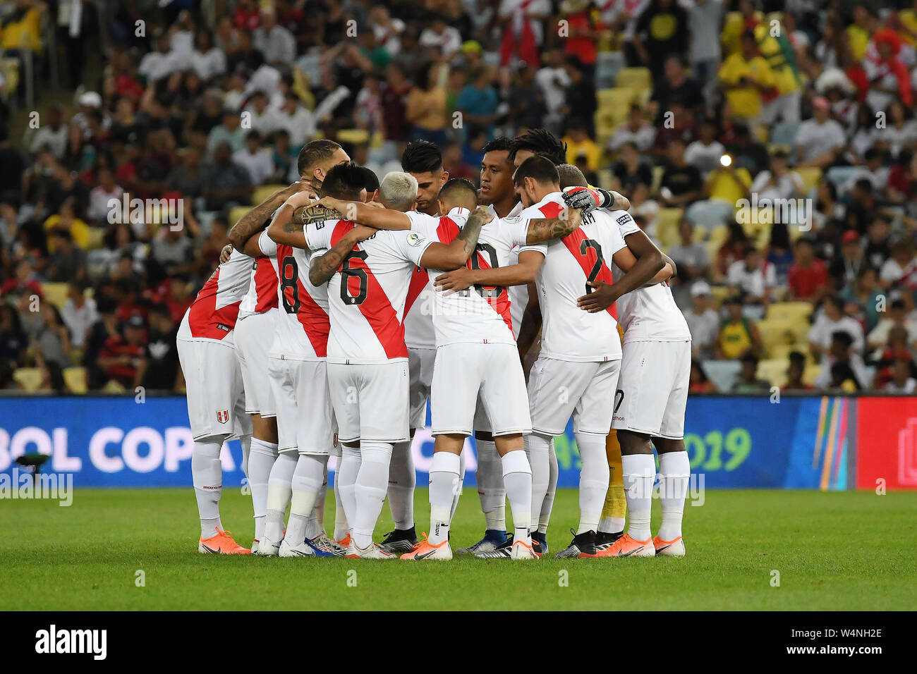 Rio de Janeiro, Brazil, June 18, 2019. Soccer players from the Peruvian team during the match between Bolivia and Peru for the Copa America 2019 at th Stock Photo
