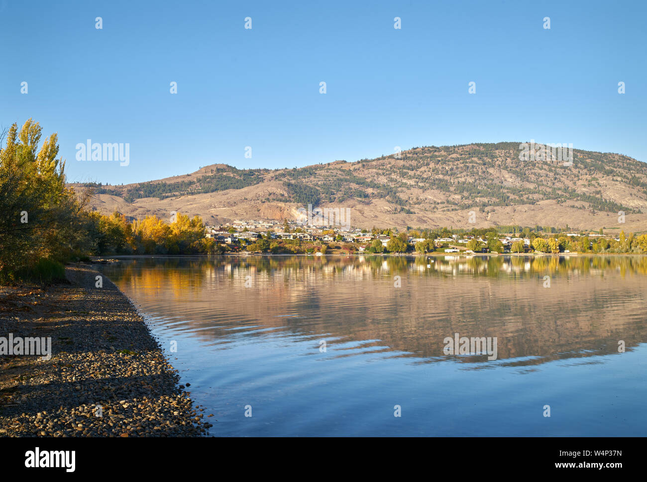 Osoyoos Autumn Colors A Quiet Morning On Osoyoos Lake British Columbia Canada Stock Photo Alamy