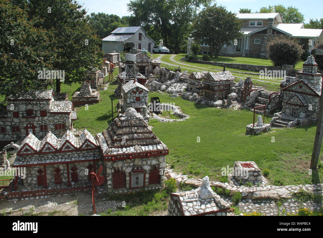 Shangri la north america hires stock photography and images Alamy