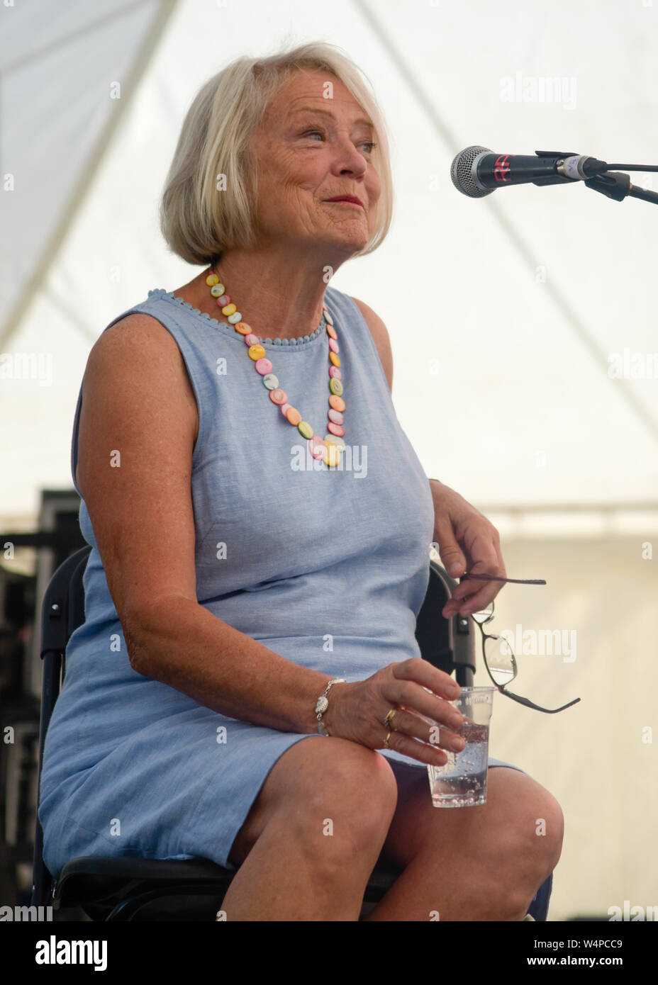 Kate Adie in conversation with Richard Osgood - Larmer Tree festival Stock Photo