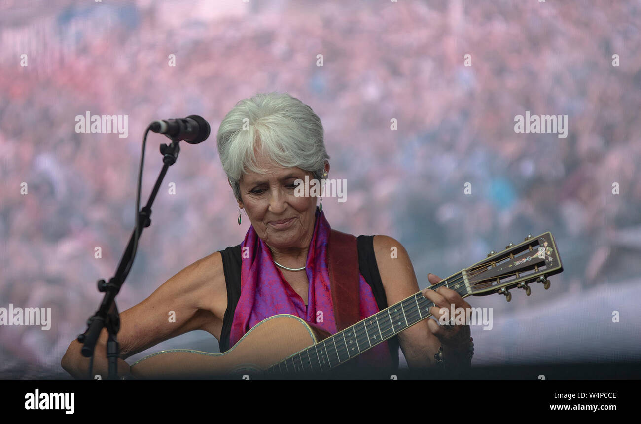 Zurriola beach, Spain. 24th July 2019. Joan Baez performing the 24th July 2019 at the Green Heineken Stage, placed on the Zurriola beach, of the Heineken Jazz Festival one of his latest concerts before she retires as a part of his Worldwide Tour “Fare Thee Well”. Taking place 24-28 July in Donostia-San Sebastian the 54 edition of Heineken Jazzaldia 2019 (Basque Country-Spain). The Festival is one of the oldest in Europe and the oldest in Spain. Credit: ALVARO VELAZQUEZ/Alamy Live News” Stock Photo