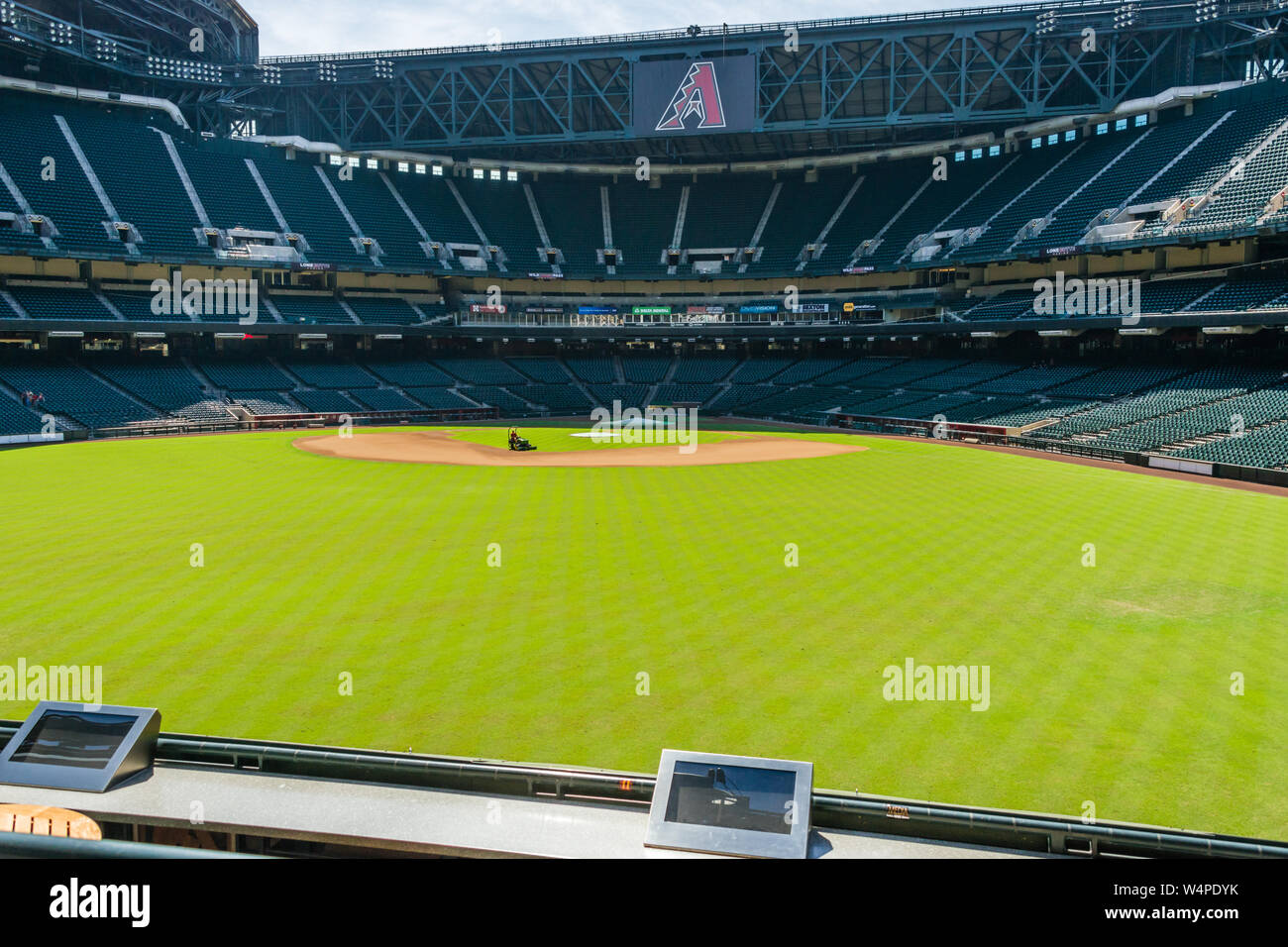 Chase field hires stock photography and images Alamy