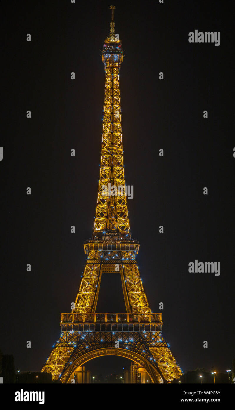 The Eiffel Tower is 1,063 feet (324 meters) tall, including the antenna at  the top. Without the antenna, it is 984 feet (300 m). It was the world's ta  Stock Photo - Alamy
