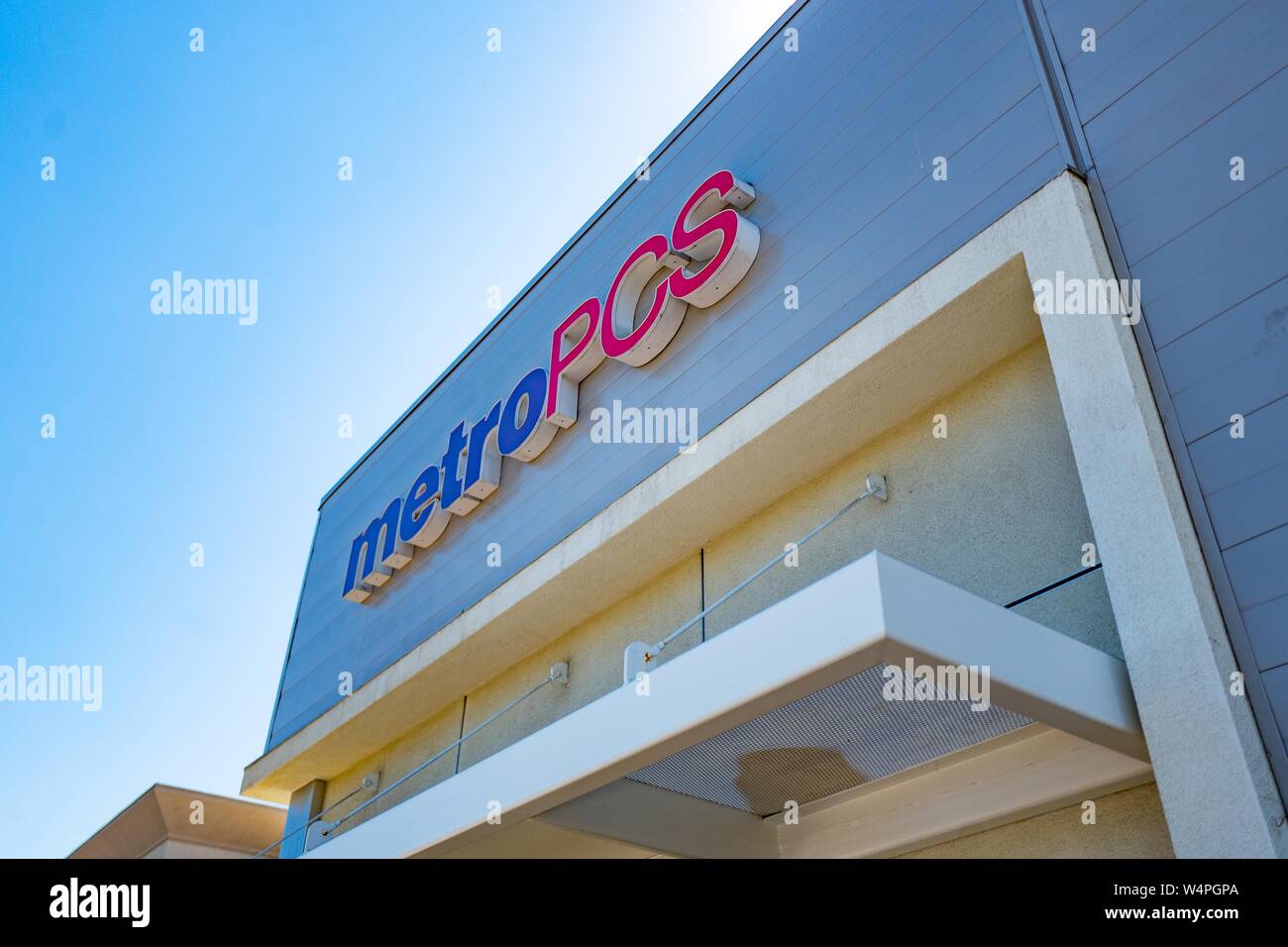 Sign on facade of retail store for wireless carrier Metro PCS in Dublin, California, September 7, 2018. () Stock Photo