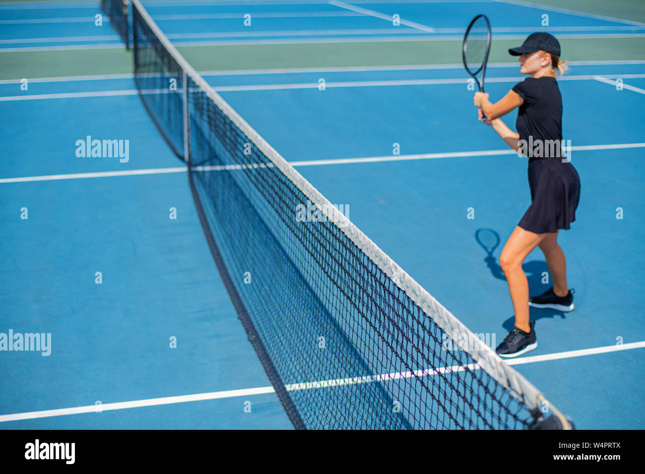 Black tennis dress hi-res stock photography and images - Page 6 - Alamy