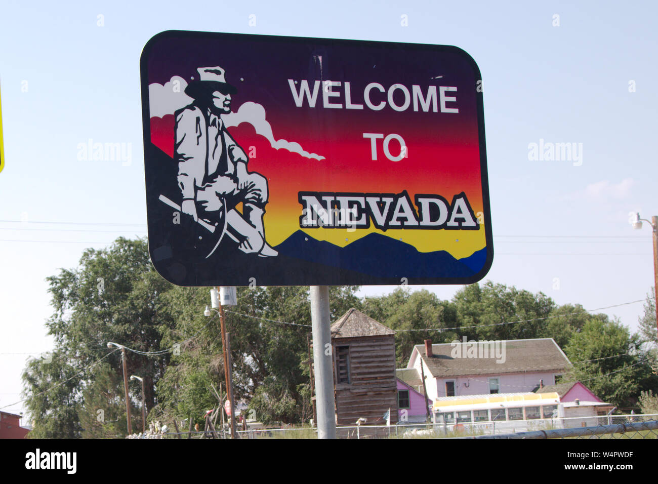 to Nevada sign at Oregon Nevada border Stock Photo Alamy