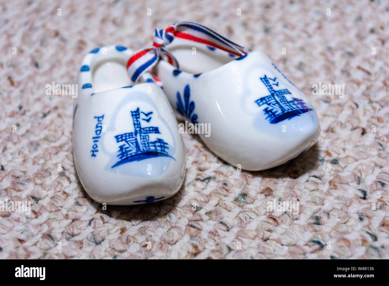 Dutch Porcelain High Resolution Stock Photography and Images Alamy
