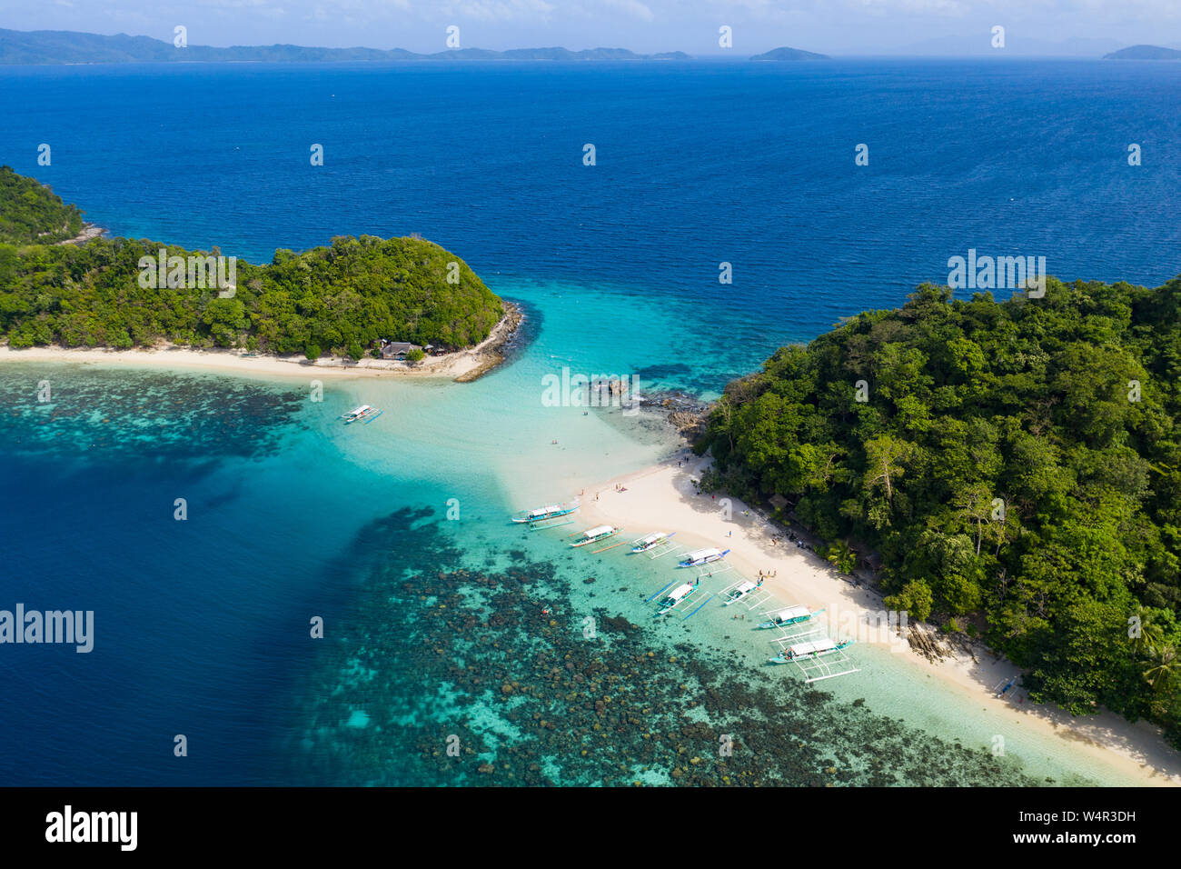 View of boats left on beach hi-res stock photography and images - Alamy