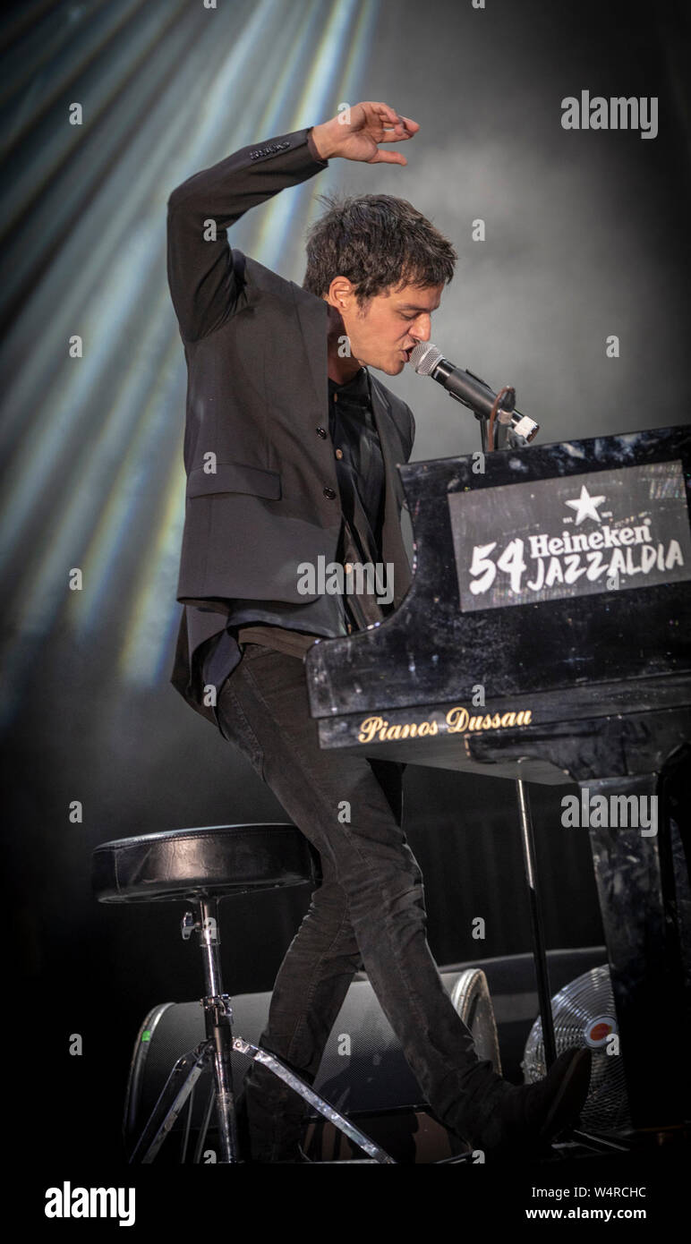 Zurriola beach, Spain. 24th July 2019. Jamie Cullum performing the 24th July 2019 at the Green Heineken Stage, placed on the Zurriola beach, of the Heineken Jazz Festival  Taking place 24-28 July in Donostia-San Sebastian the 54 edition of Heineken Jazzaldia 2019 (Basque Country-Spain). The Festival is one of the oldest in Europe and the oldest in Spain. Credit: Alvaro Velazquez worldwidefeatures/Alamy Live News” Stock Photo