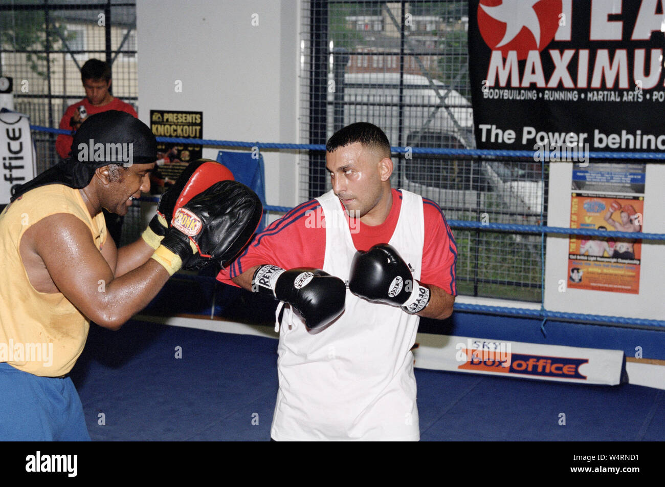 Boxing prince naseem hamed training hi-res stock photography and images - Alamy