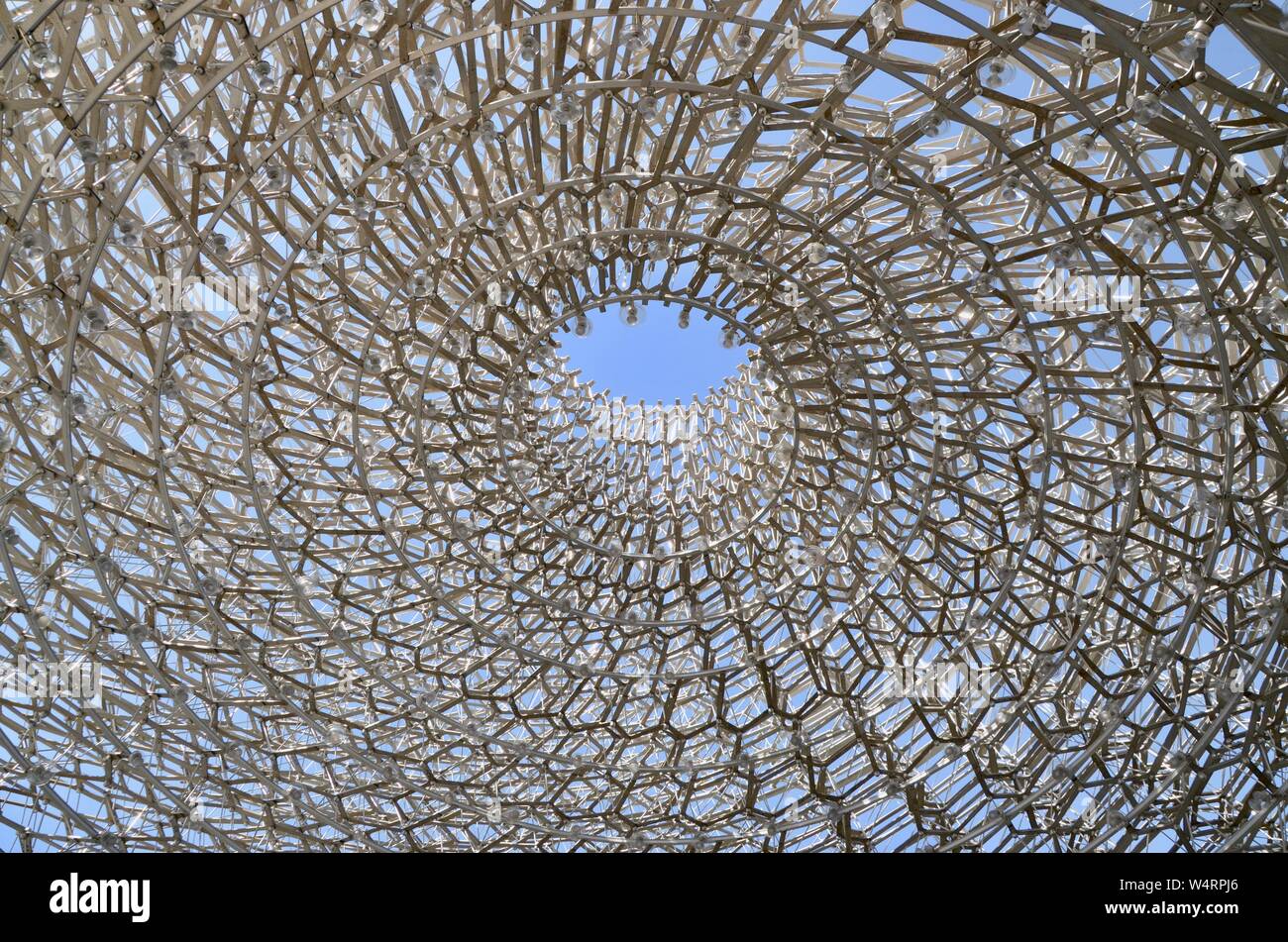 the hive contemporary art installation kew gardens royal botanic