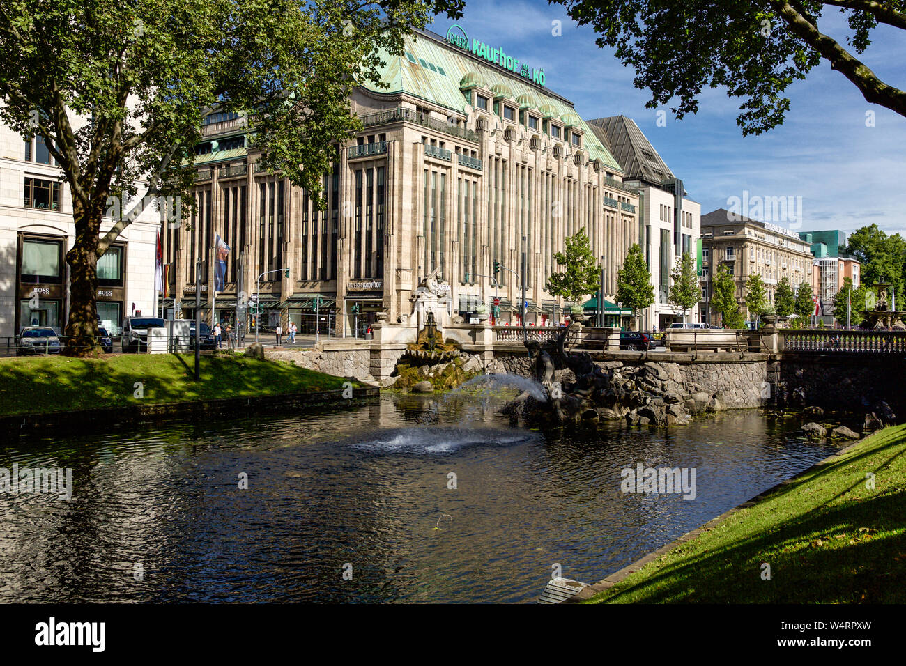 Königsallee in Dusseldorf Stock Photo - Alamy