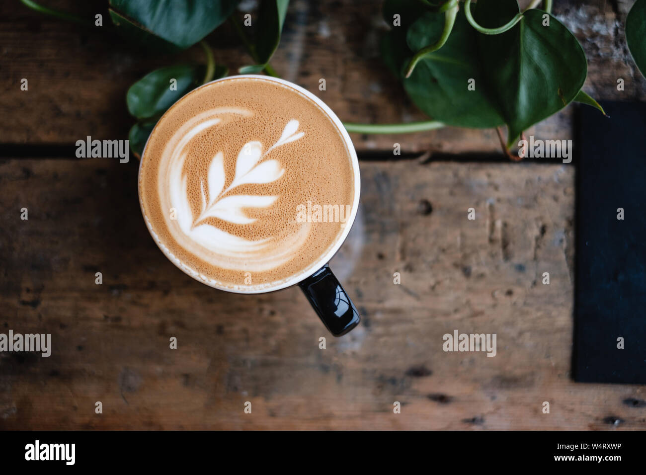 Frothy latte coffee hires stock photography and images Alamy