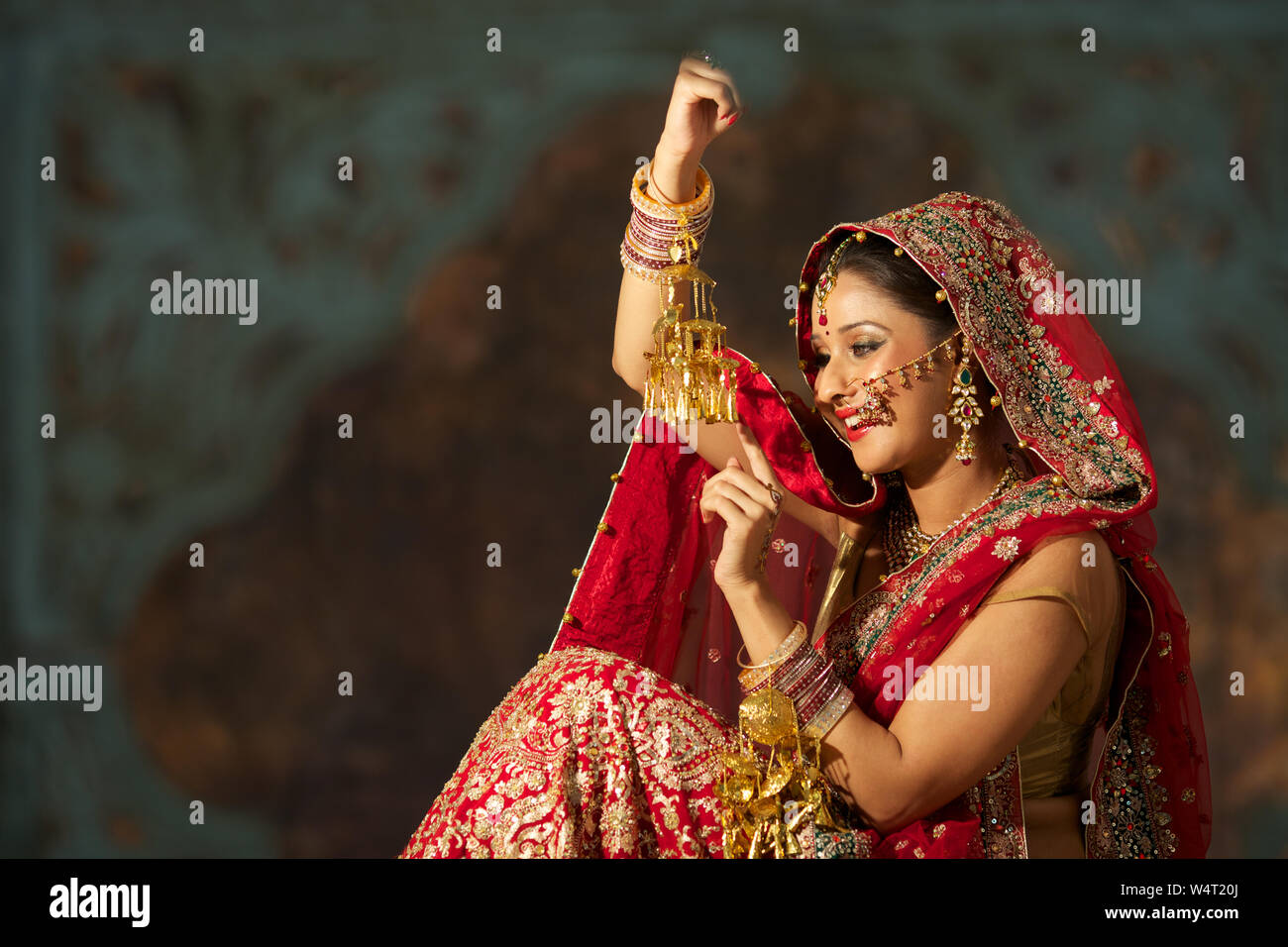 Kiara Advani Wedding Photos: Sidharth Malhotra & Kiara Advani's Wedding  Festivities, From Mehendi & Shaadi To Reception | EconomicTimes