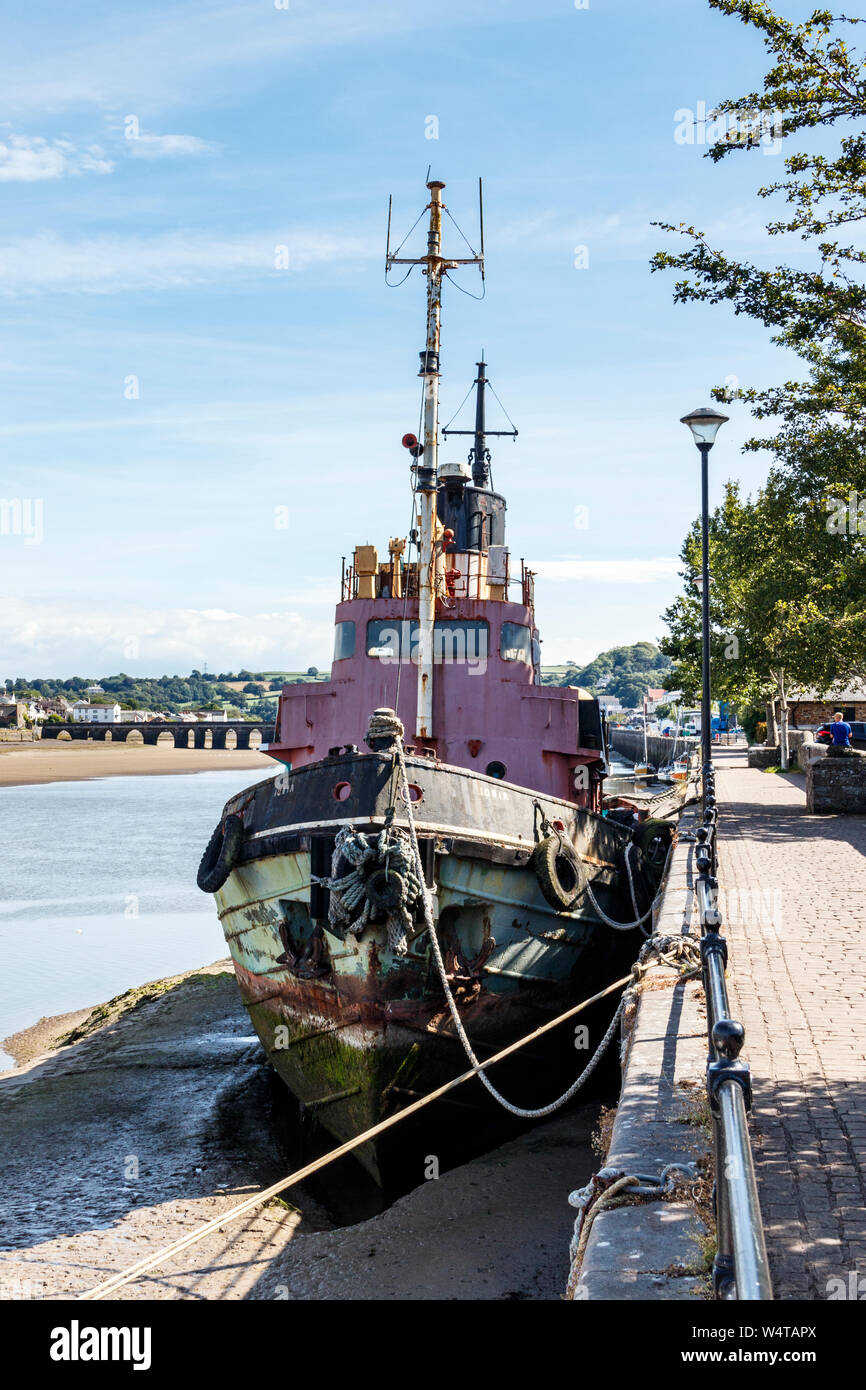 Tug Boat Ionia, originally to be found on the River Thames, now moored on the River Torridge at Bideford, Devon, UK Stock Photo