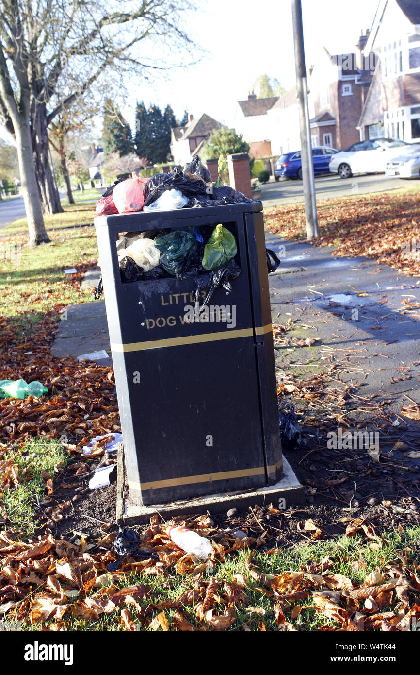 Dog bin overflow hires stock photography and images Alamy