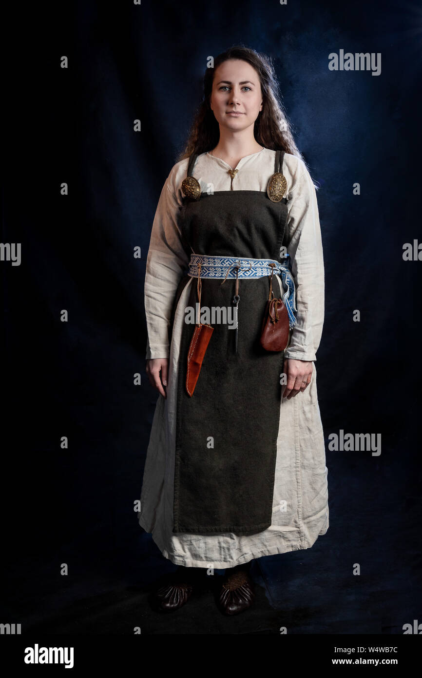 Viking Woman Dress up Game in 2023  Viking woman, Viking clothing, Vikings